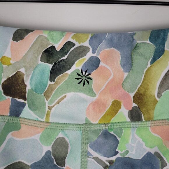 Athleta Girl High Rise Printed Chit Chat Capri Crop Leggings Mosaic Camo Size 16 - Picture 10 of 12